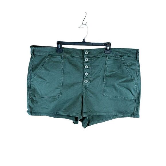 Torrid Shorts Plus Size 26W Olive Green NWT Button Front - Picture 1 of 6